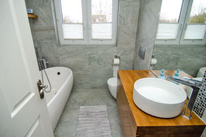 Photo 21- click for photo gallery